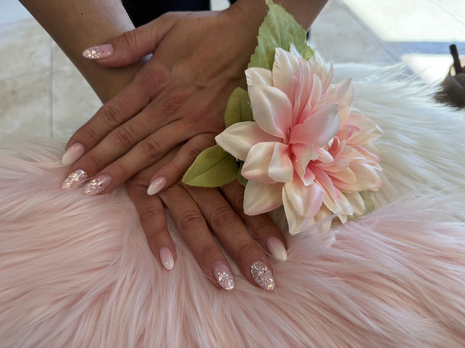 Luxe Nail Salon nail photo 5