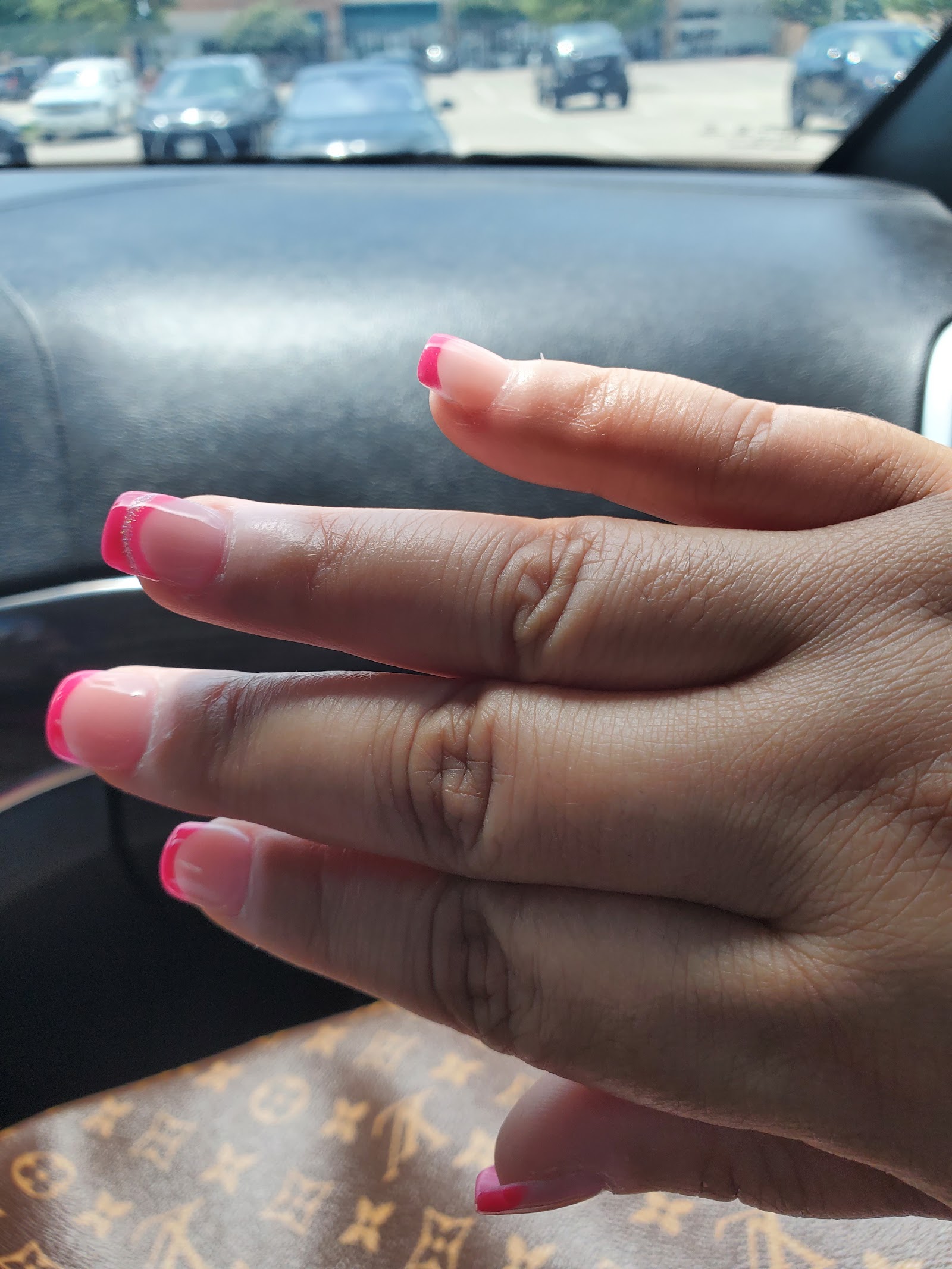 Luxe Nail Salon nail photo 6